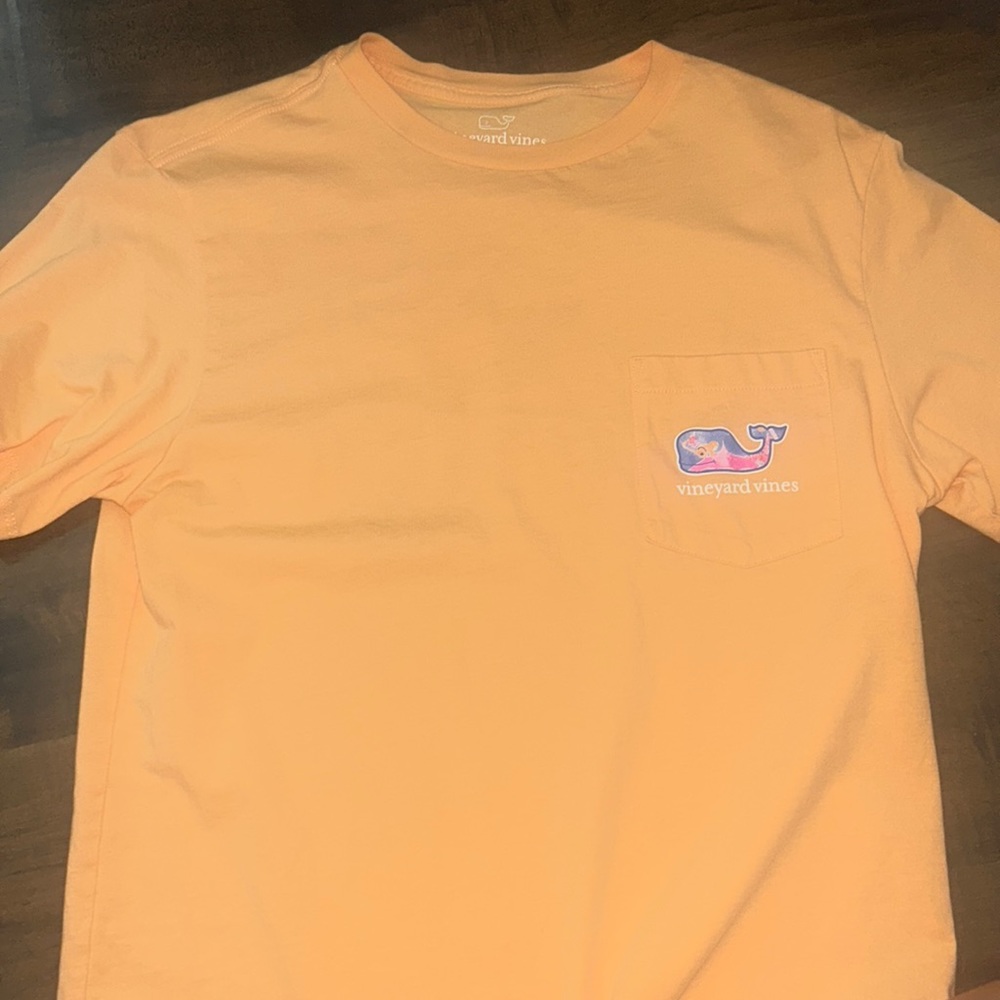 Tee shirt